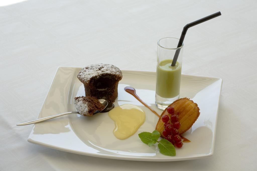 Logis Hotel Clair Matin Le Chambon-sur-Lignon Ngoại thất bức ảnh